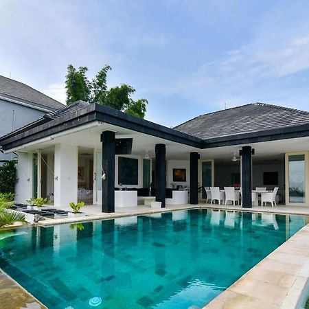 Villa Pondok Wahyu Sedana Umeanyar Exterior foto